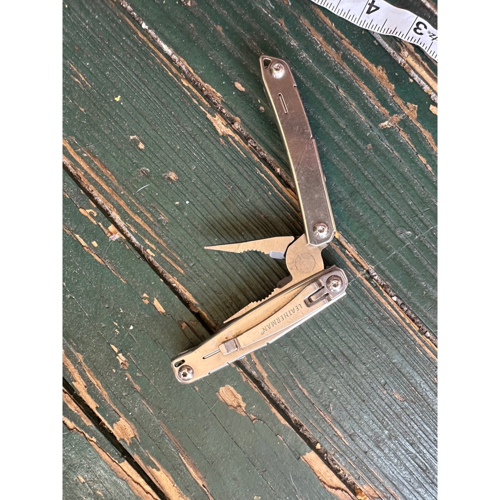 Leatherman Wingman Multi-Tool Stainless Steel Spring-Action Pliers Pocket Clip